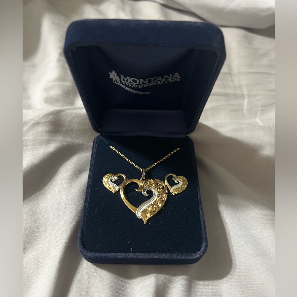 Gold Heart Pendant Necklace